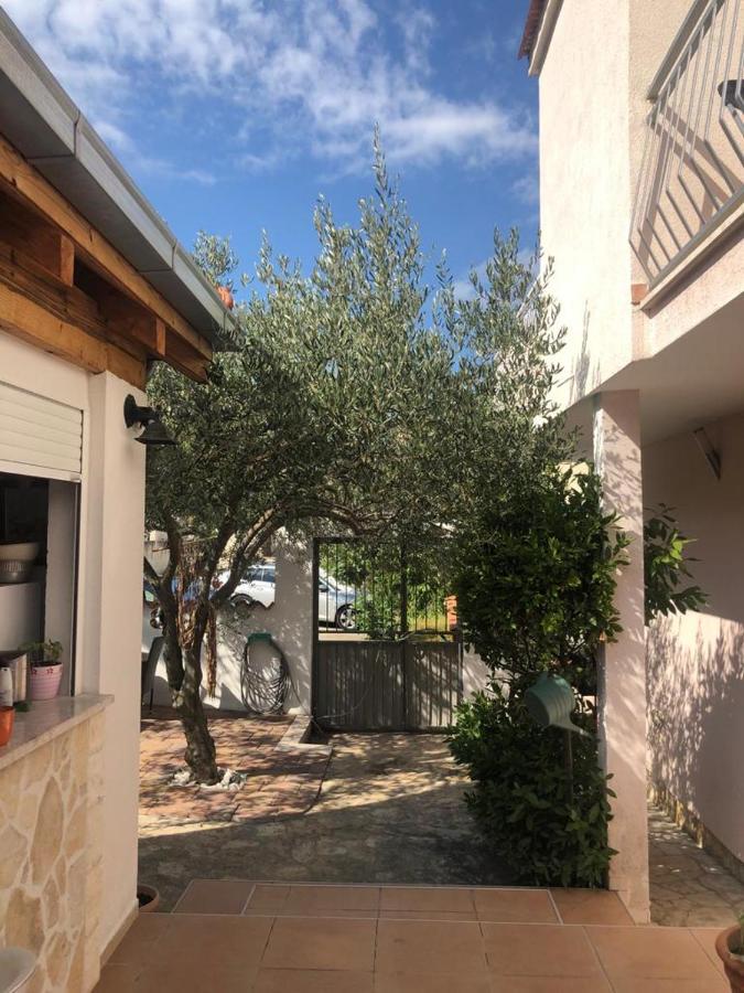 Casa Zorana-Alba Apartments Trogir Bagian luar foto