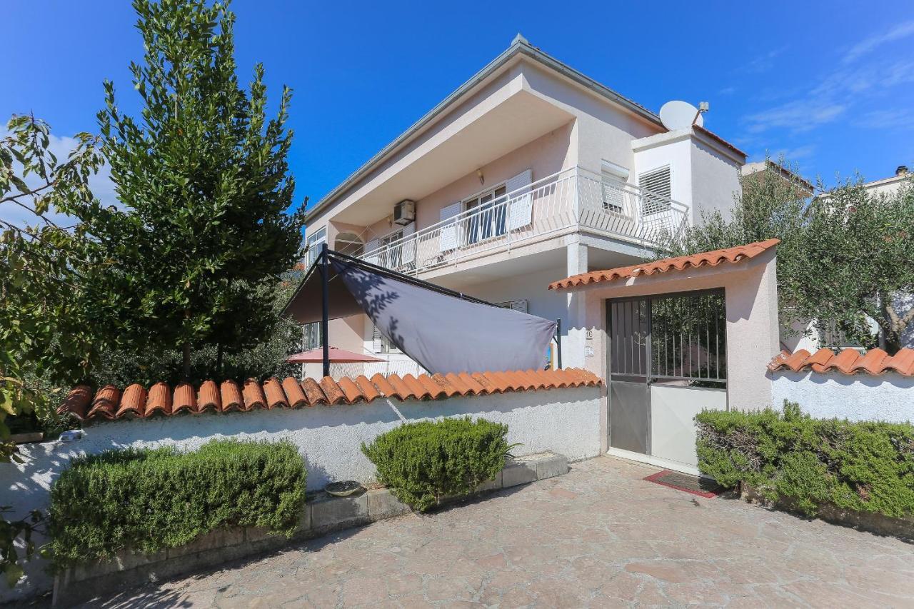 Casa Zorana-Alba Apartments Trogir Bagian luar foto